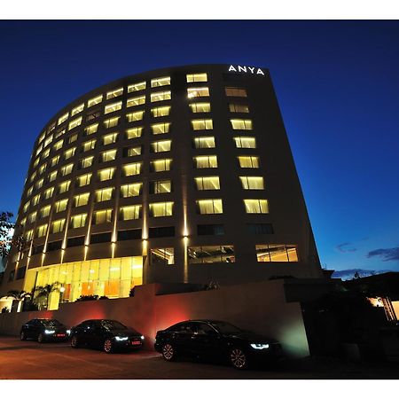 The Anya Hotel-Golf Course Road Gurgaon Buitenkant foto