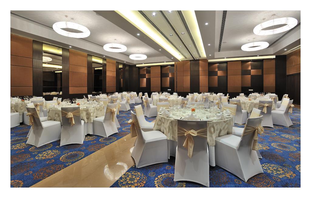 The Anya Hotel-Golf Course Road Gurgaon Buitenkant foto