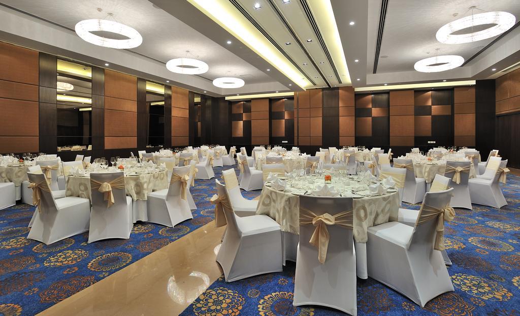 The Anya Hotel-Golf Course Road Gurgaon Buitenkant foto