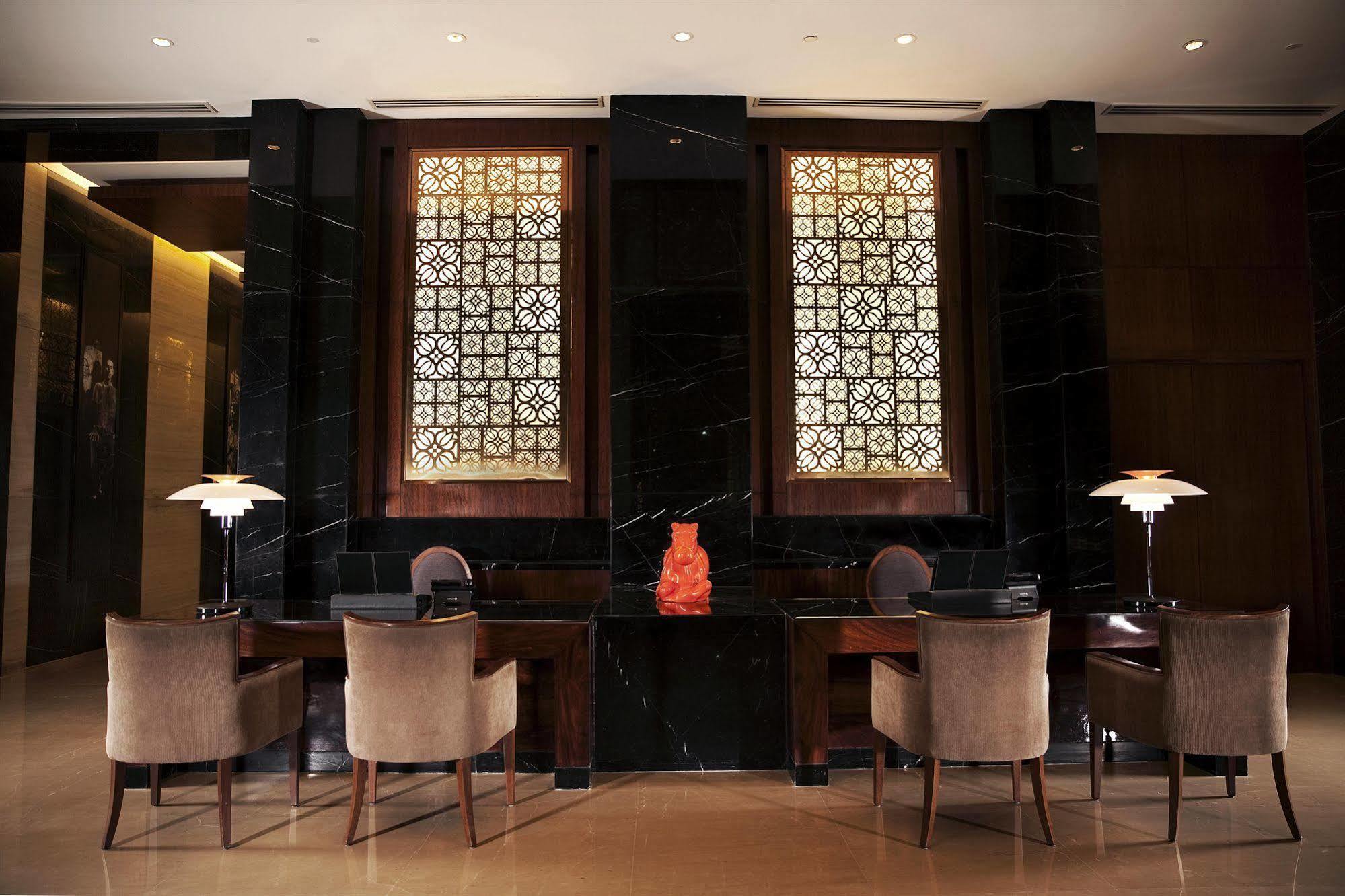 The Anya Hotel-Golf Course Road Gurgaon Buitenkant foto
