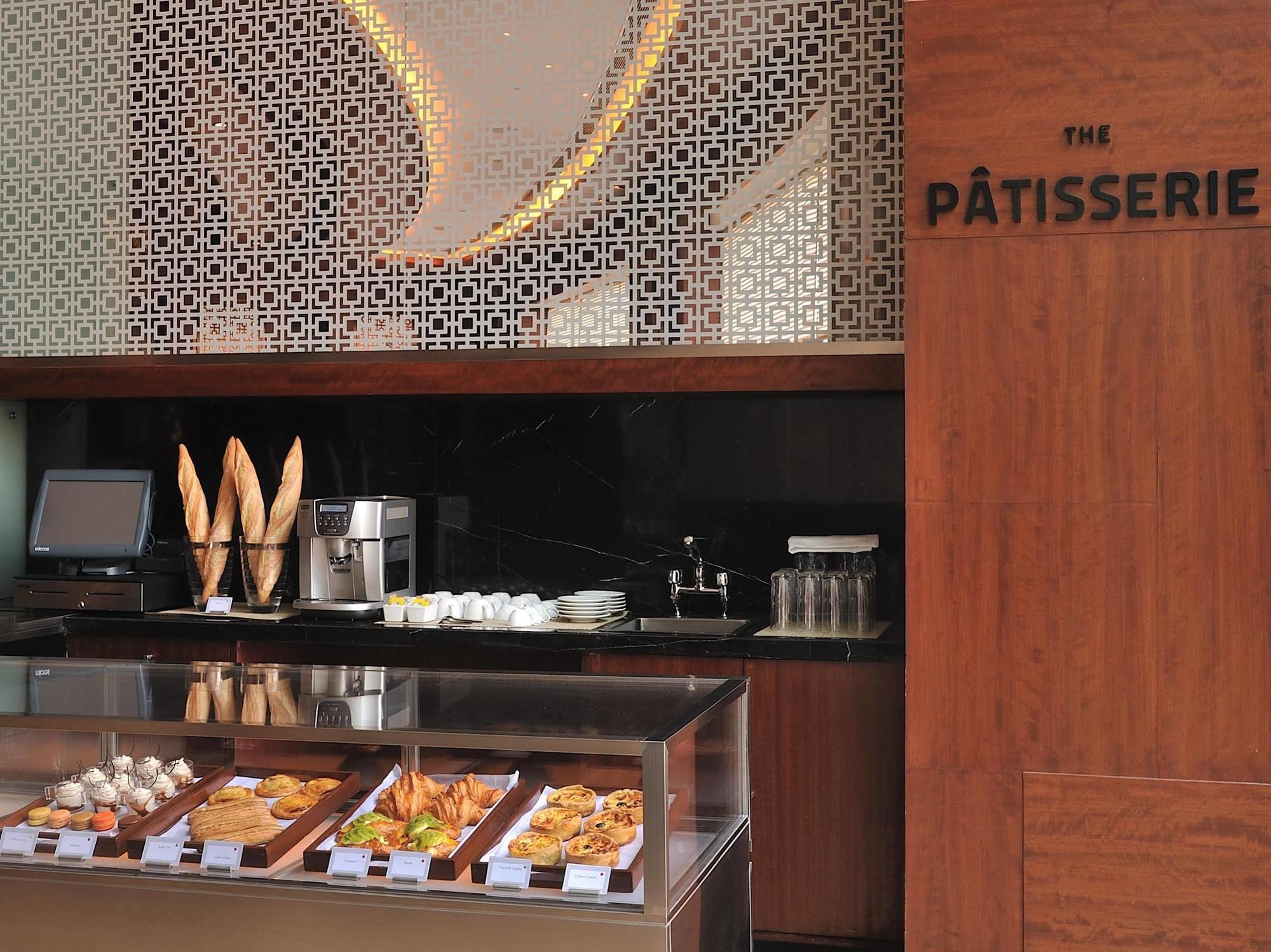 The Anya Hotel-Golf Course Road Gurgaon Buitenkant foto