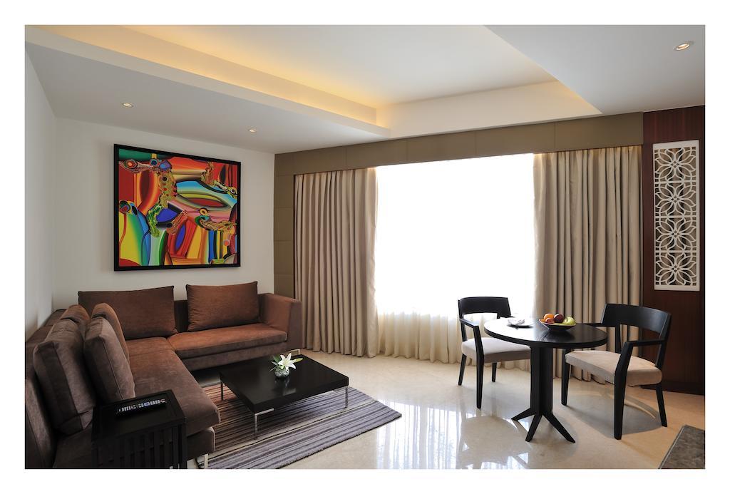 The Anya Hotel-Golf Course Road Gurgaon Buitenkant foto